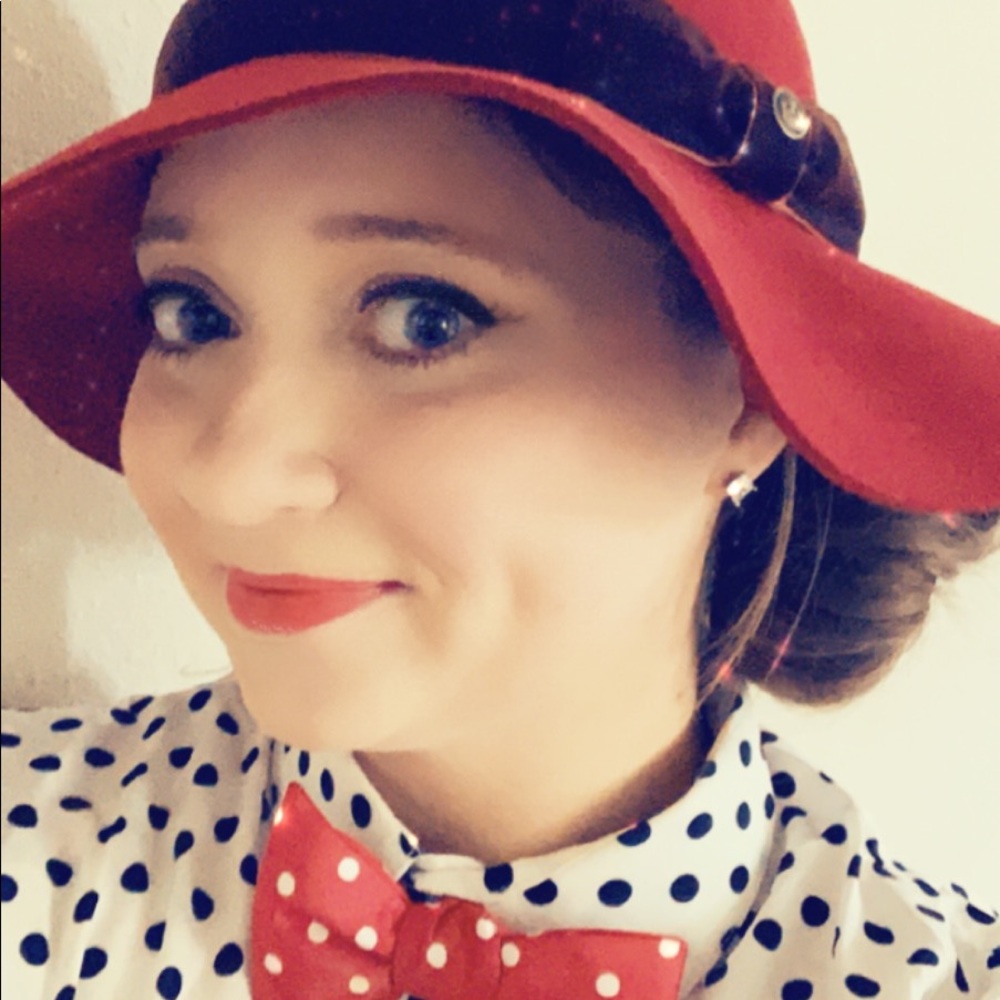 Meet your Posher, Melissa